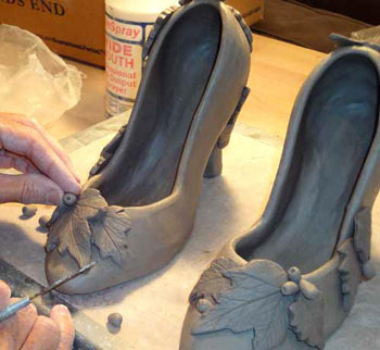 روش ساخت کفش با گل رس
